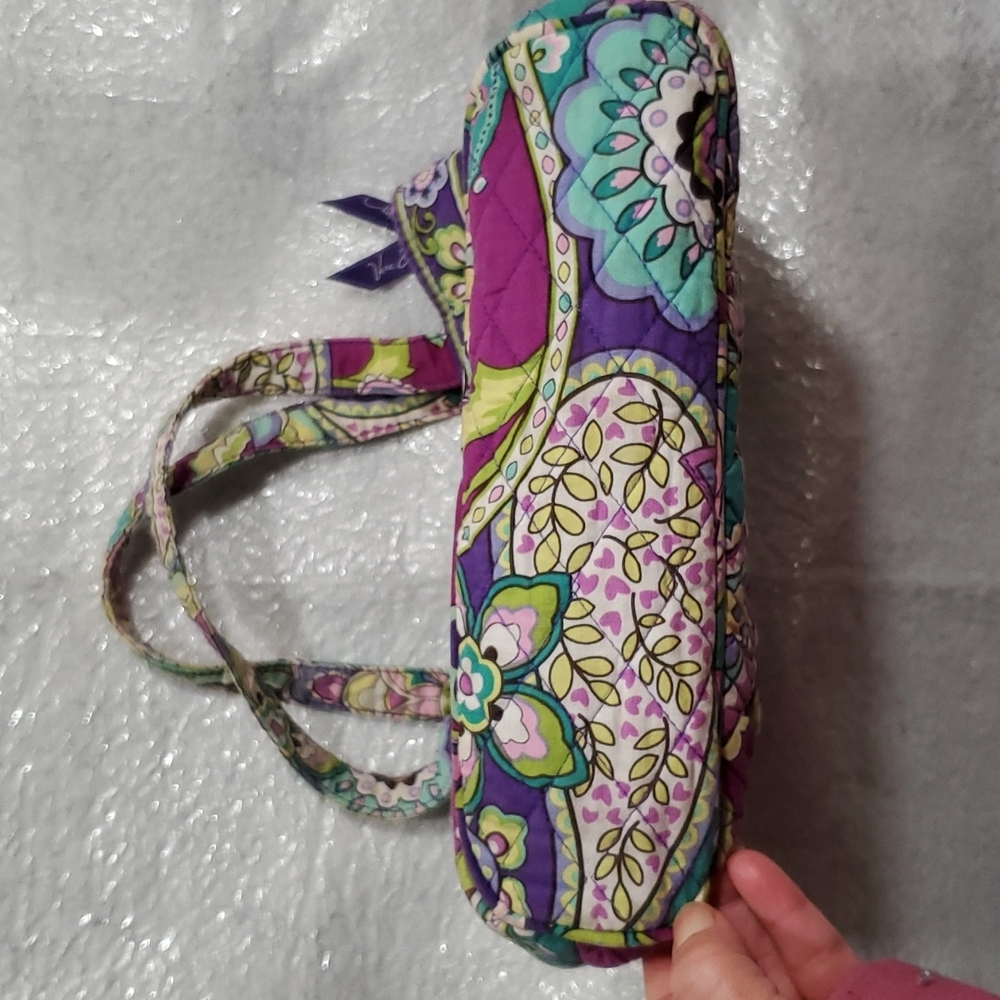Vera Bradley Sholder Bag. - Picture 9 of 11